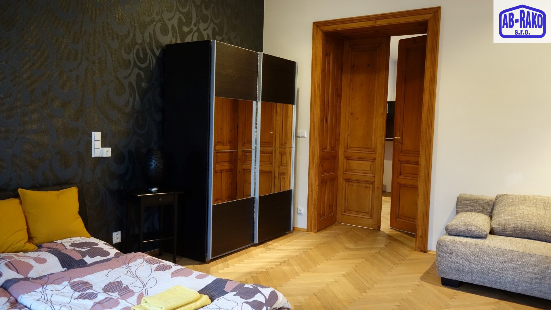 Dokonalá investice - luxusní byt u Zámku Nová Bystřice - obrázek č.9