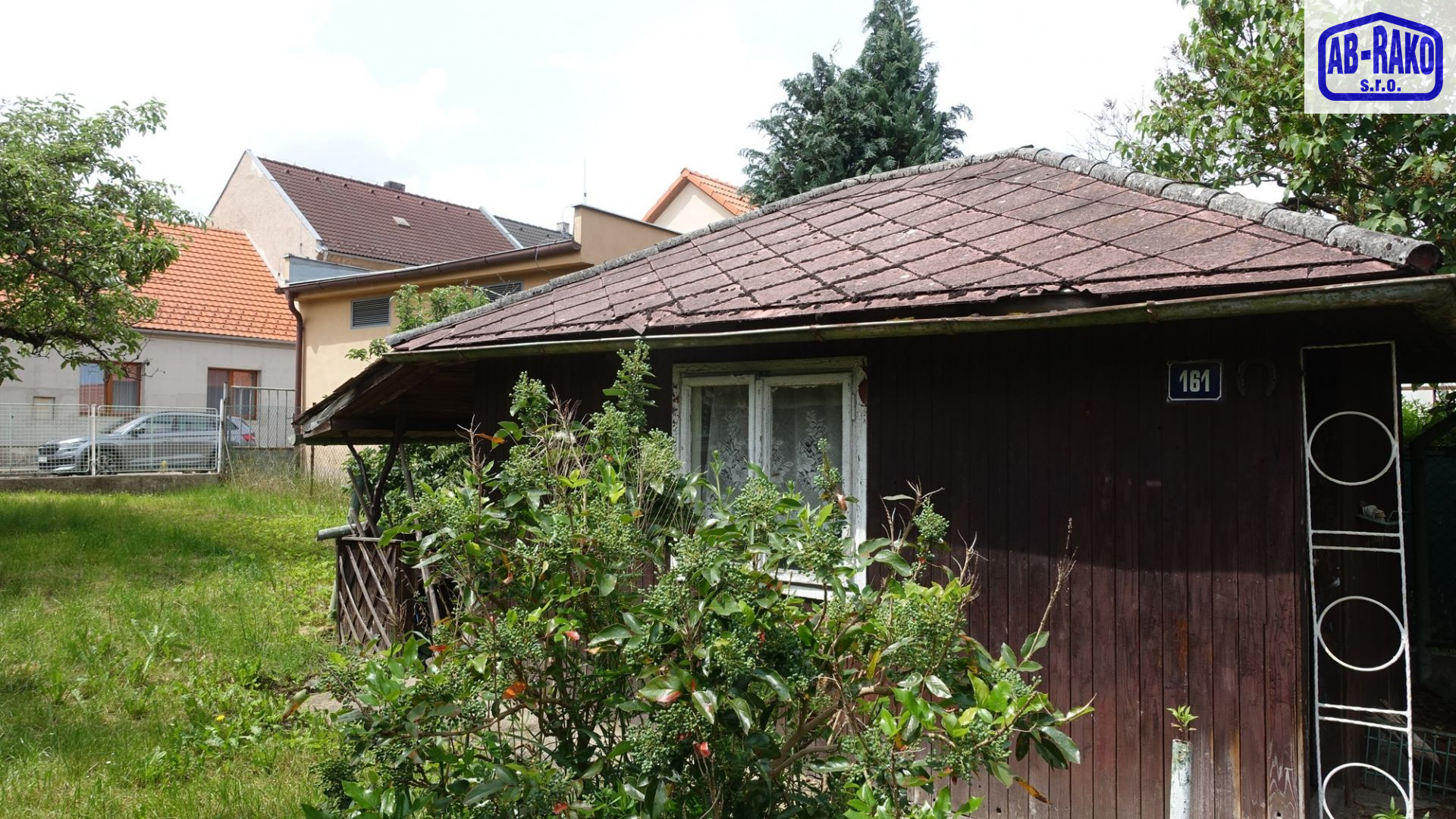 Menší RD se zastavitelnou zahradou Zbuzany v J. Hradci - obrázek č.24