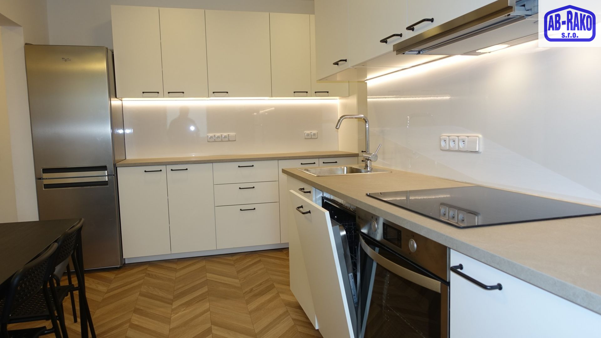 NÁJEMNÍ BYT PRO NÁROČNÉ - 3+KK N. Bystřice - obrázek č.6
