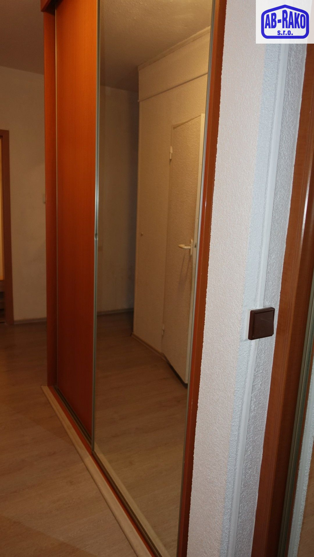 Světlý byt 3+1 na klidném sídlišti N. Bystřice - obrázek č.7